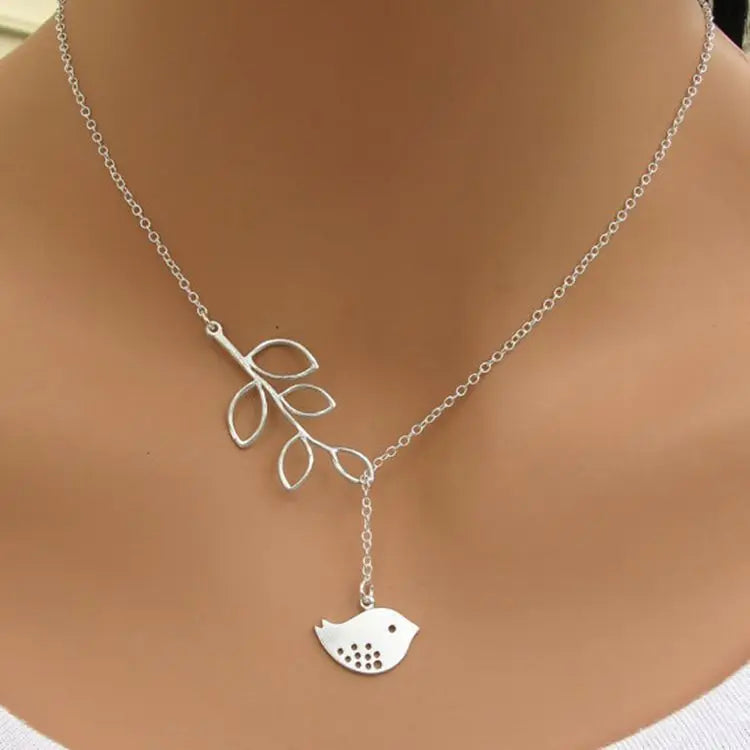 Tiny Heart Choker Necklace for Women Silver Color Chain Smalll Love Necklace Pendant on Neck Bohemian Chocker Necklace Jewelry